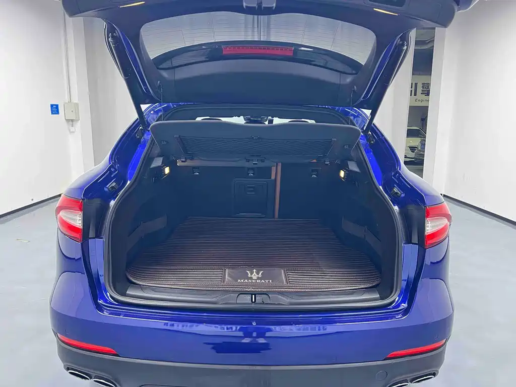 Maserati Levante — фото 34