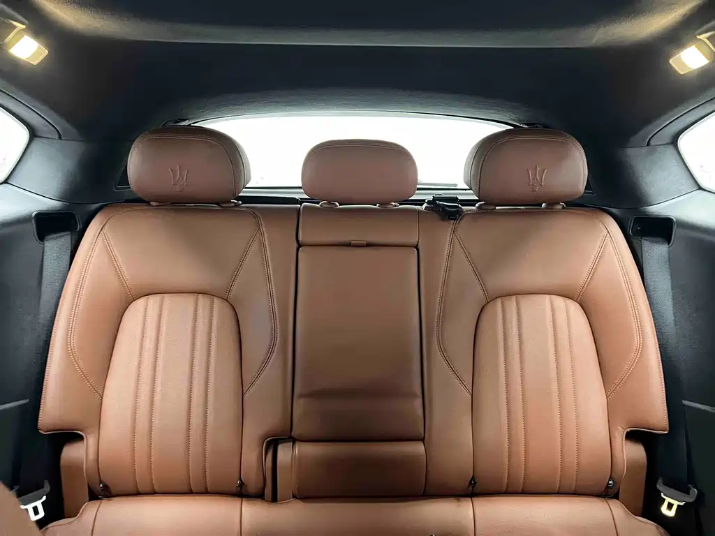 Maserati Levante — фото 40