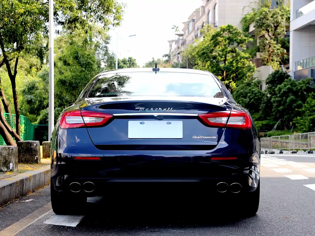Maserati Quattroporte — фото 4