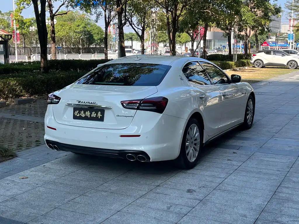 Maserati Ghibli — фото 7