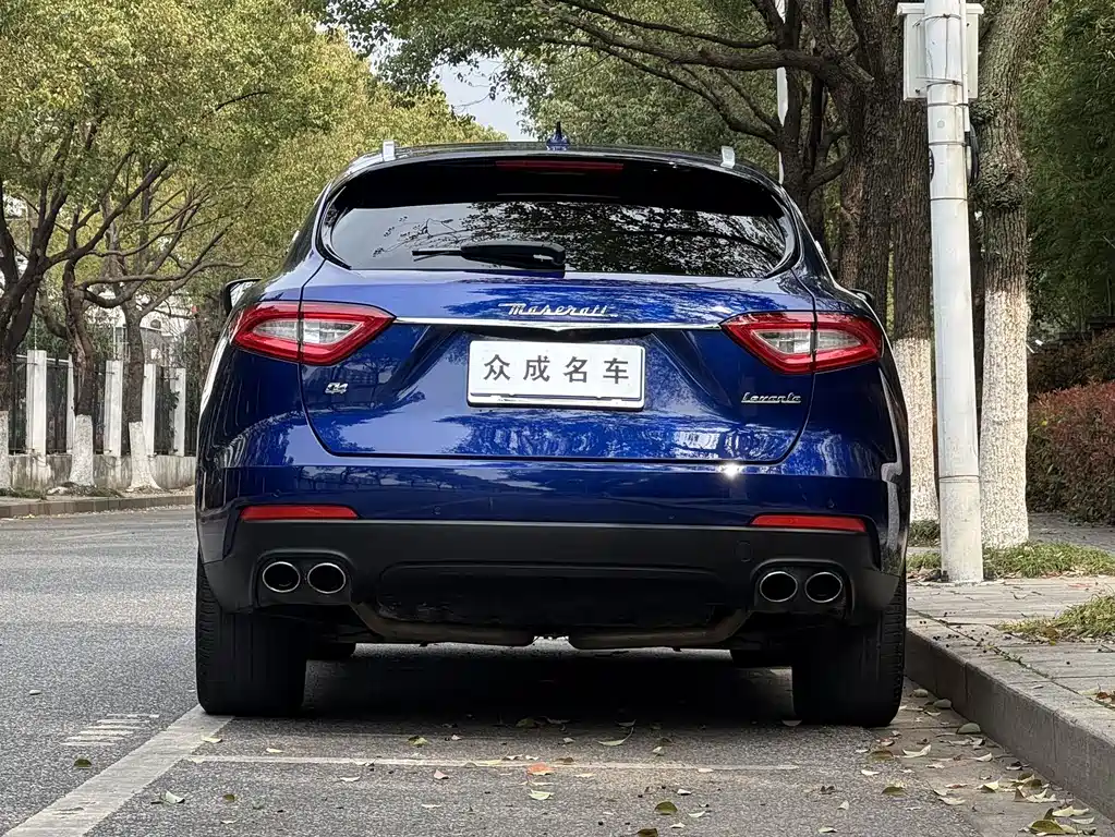 Maserati Levante — фото 5