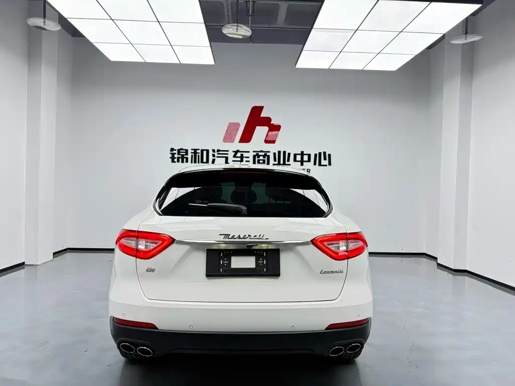 Maserati Levante — фото 9