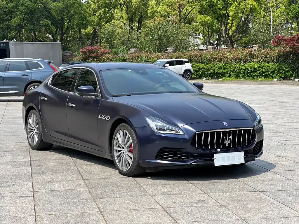Maserati Quattroporte — фото 3
