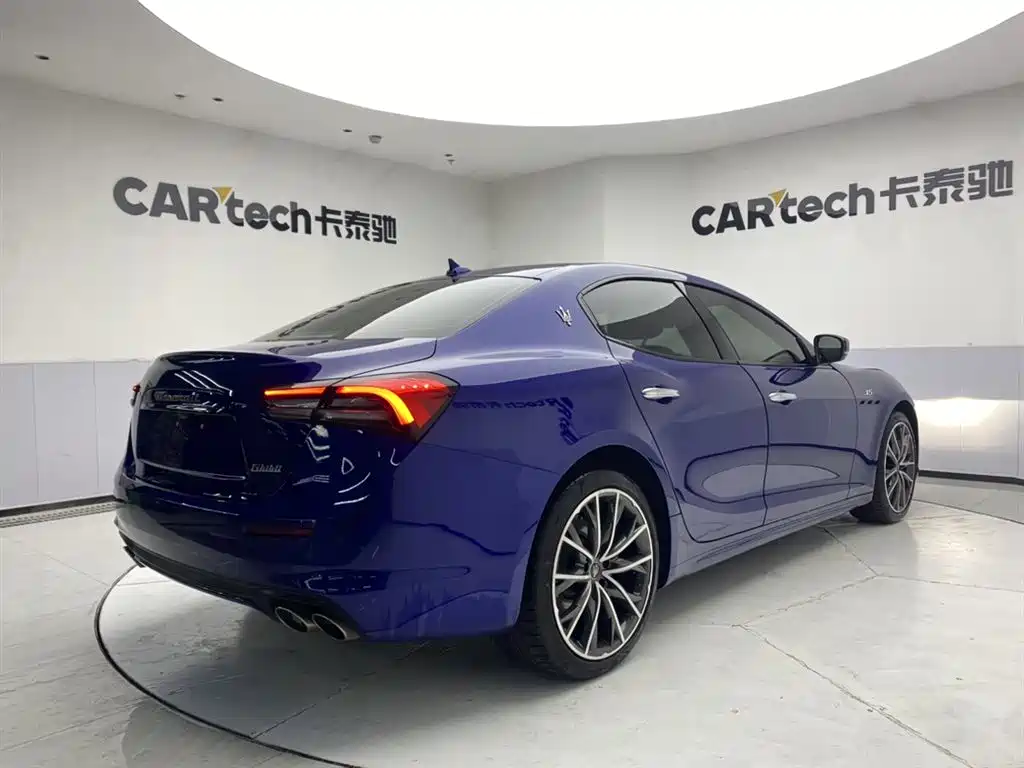 Maserati Ghibli — фото 5