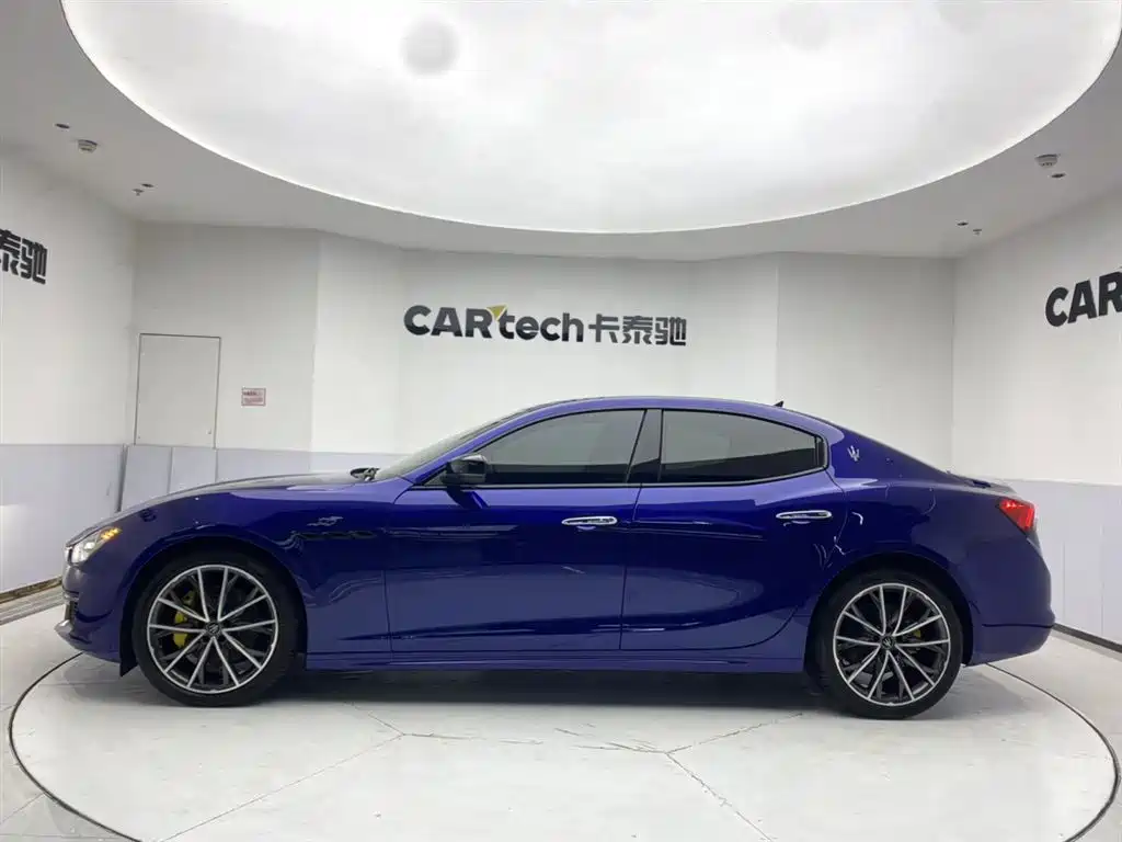Maserati Ghibli — фото 8