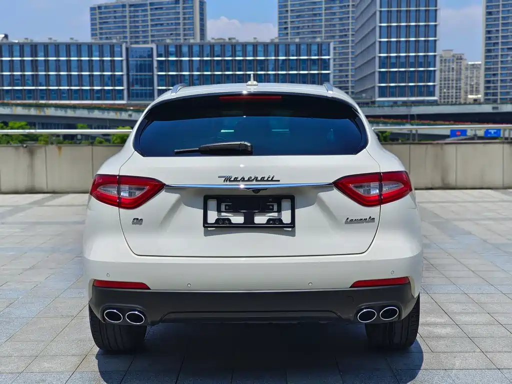 Maserati Levante — фото 6