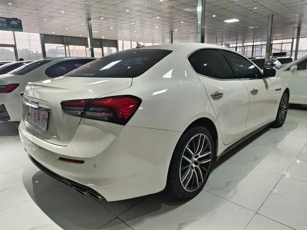 Maserati Ghibli — фото 3
