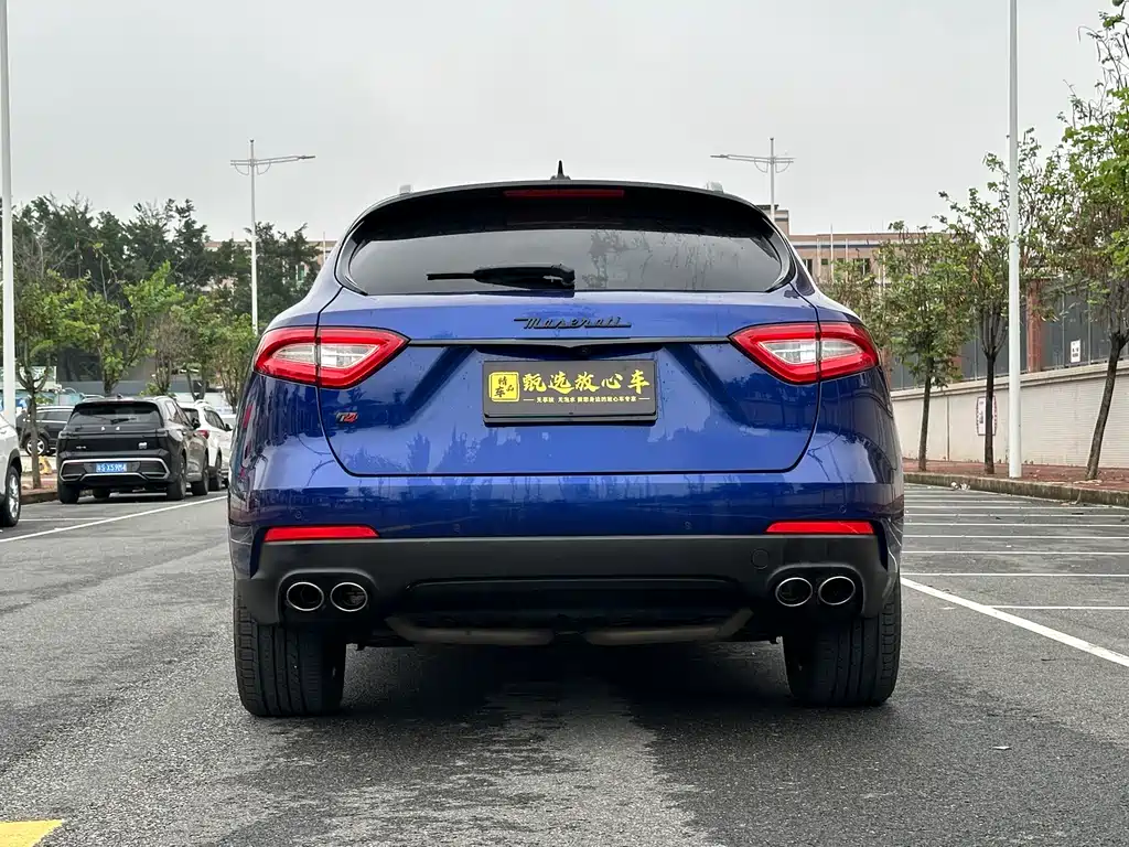 Maserati Levante — фото 5