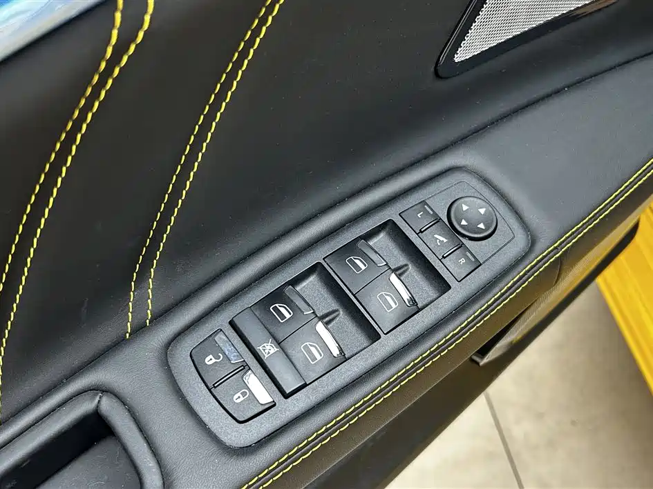 Maserati Ghibli — фото 15