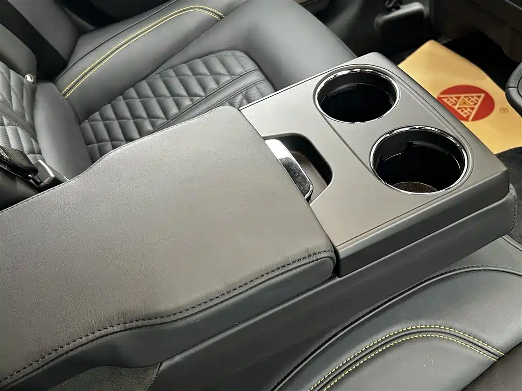 Maserati Ghibli — фото 21