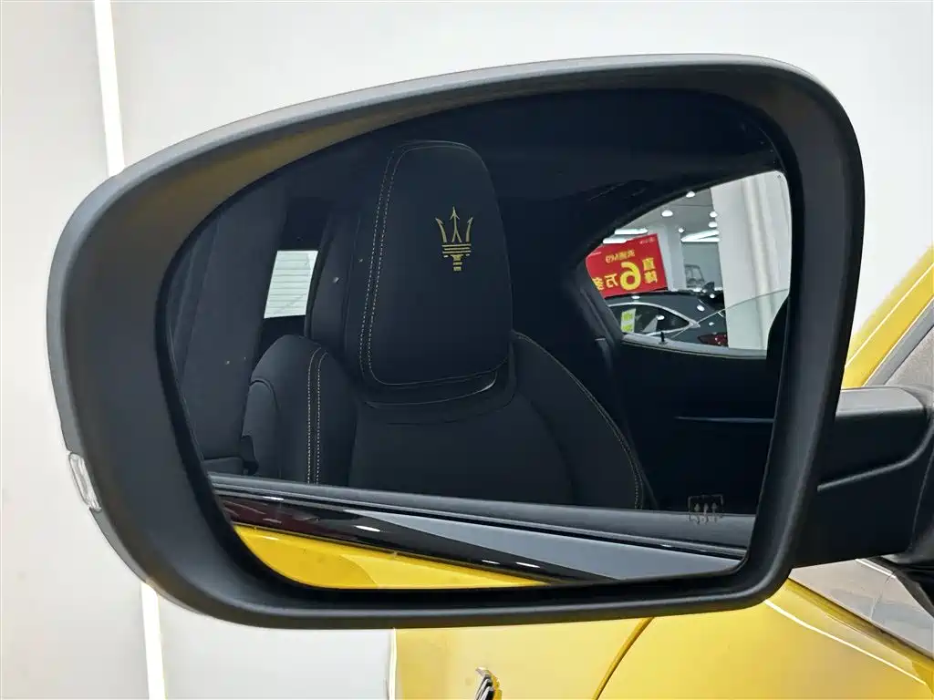 Maserati Ghibli — фото 24