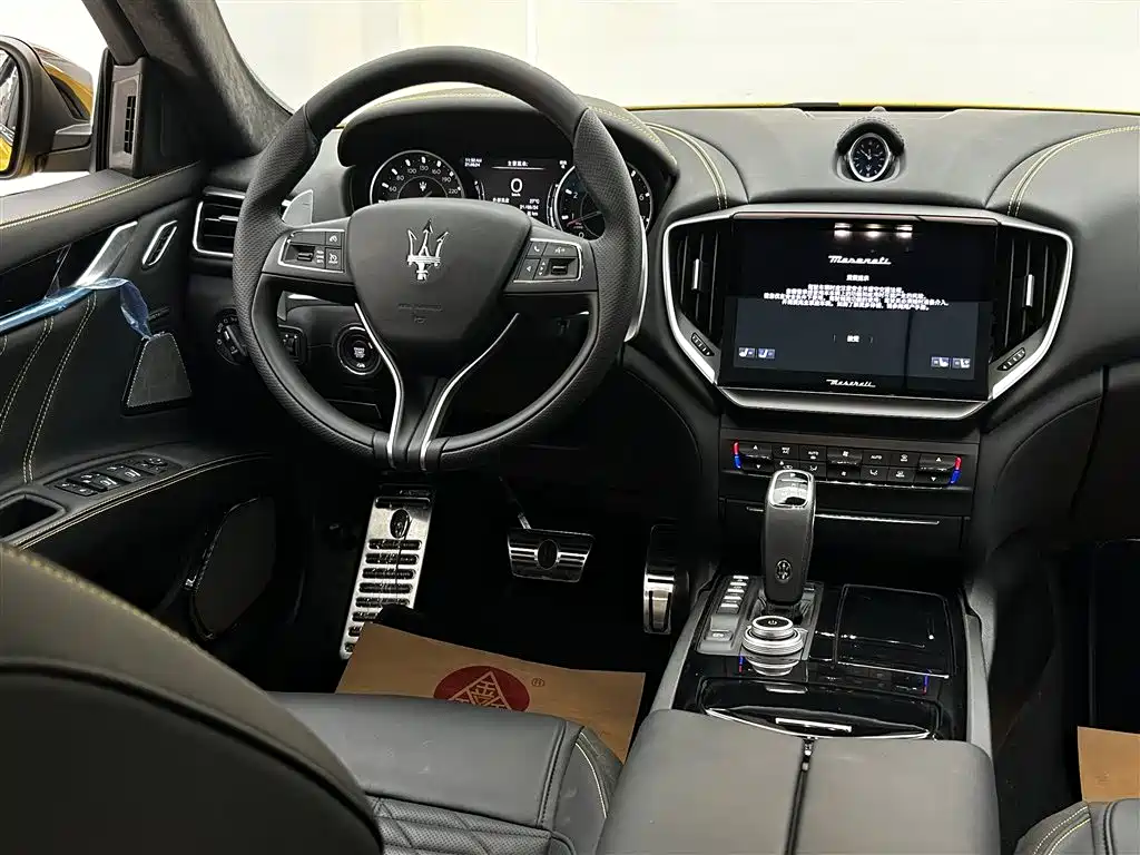 Maserati Ghibli — фото 39