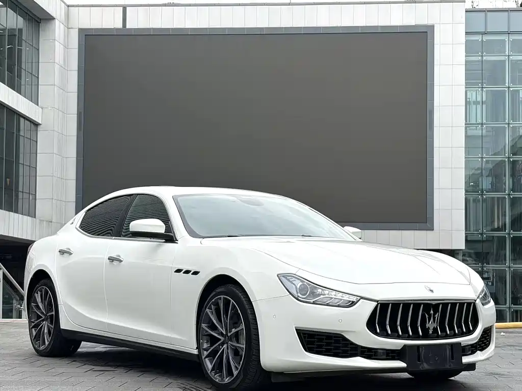 Maserati Ghibli — фото 3