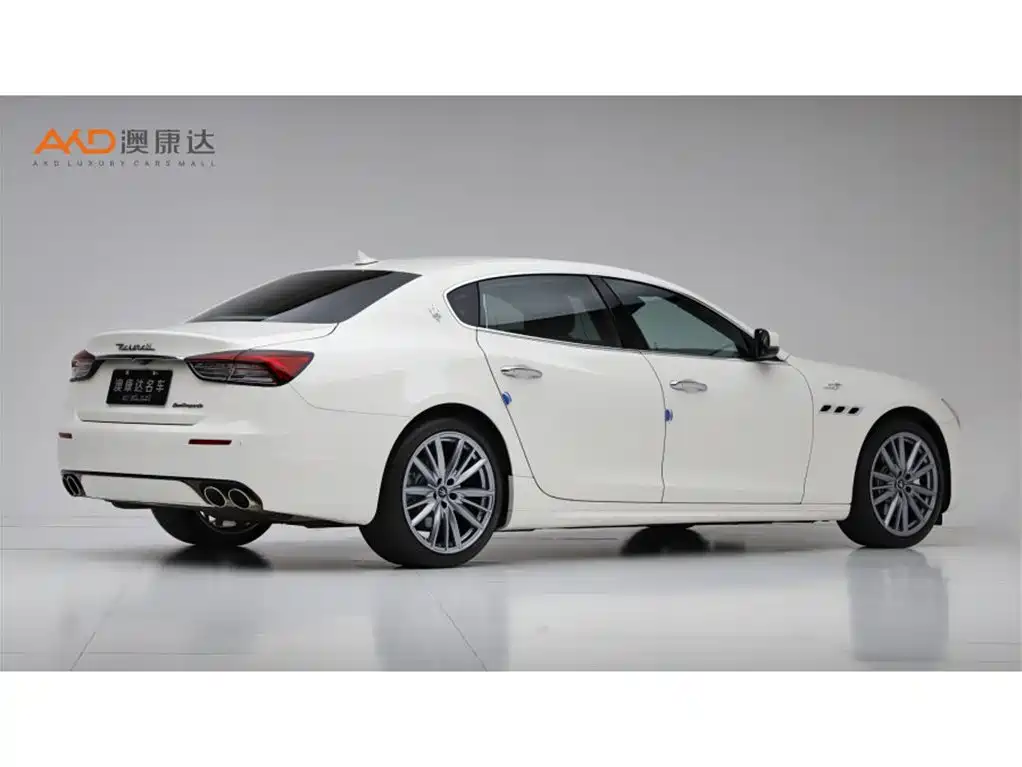 Maserati Quattroporte — фото 3