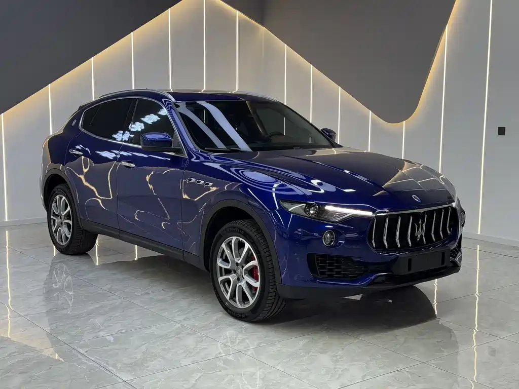 Maserati Levante — фото 2