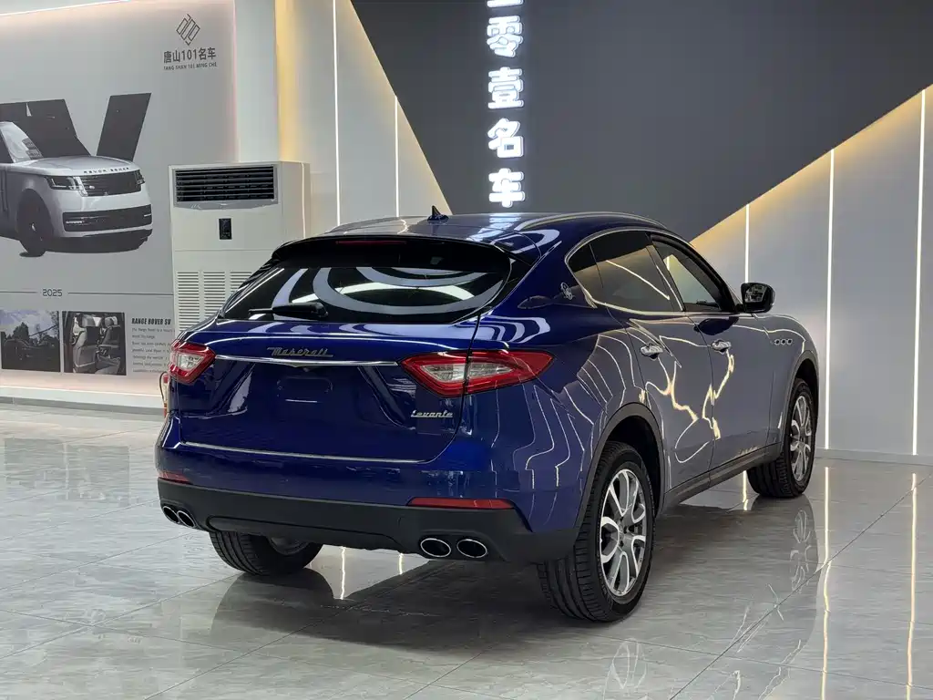Maserati Levante — фото 3