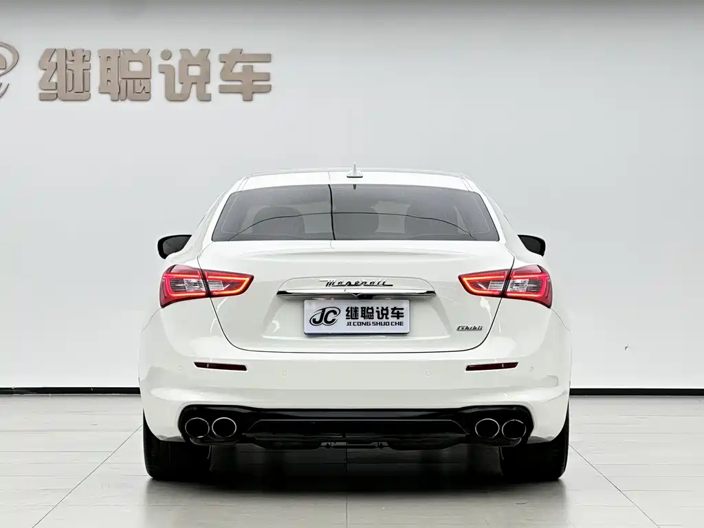 Maserati Ghibli — фото 13