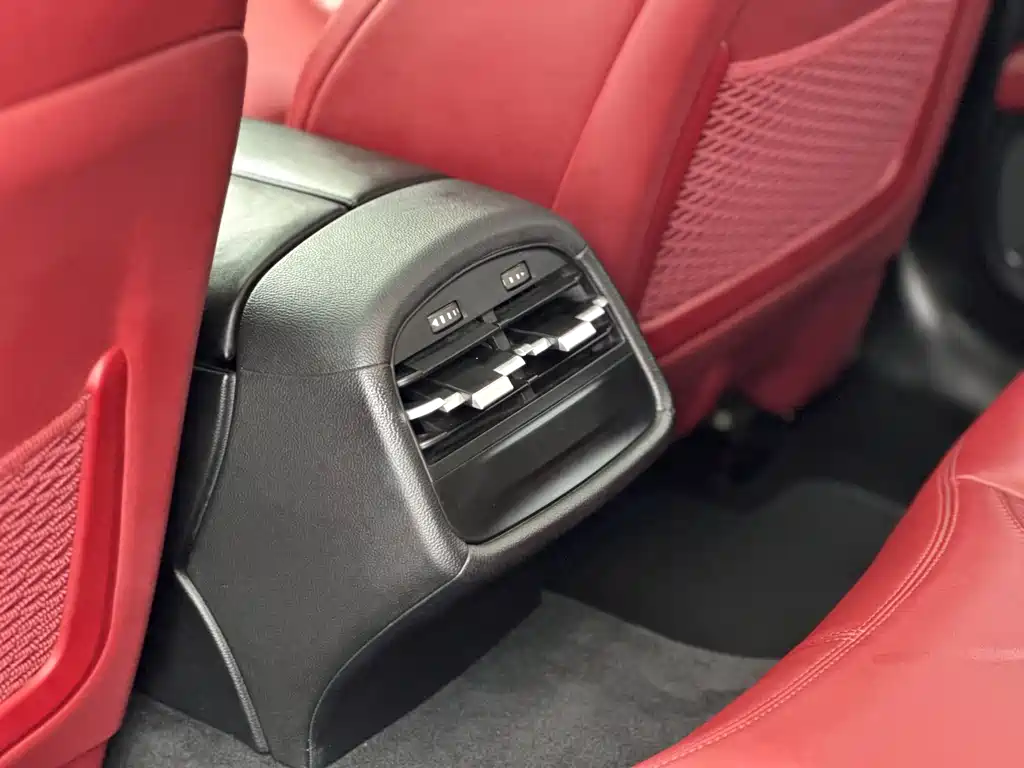 Maserati Ghibli — фото 9