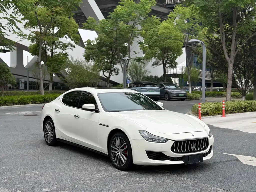 Maserati Ghibli — фото 3