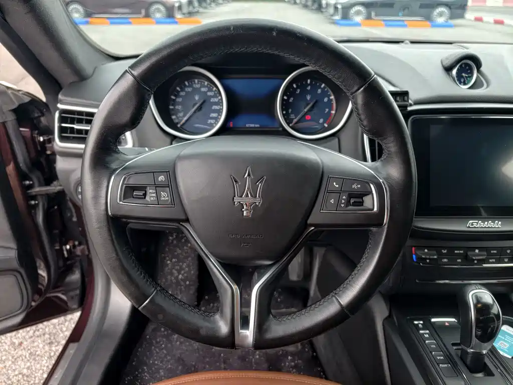Maserati Ghibli — фото 6