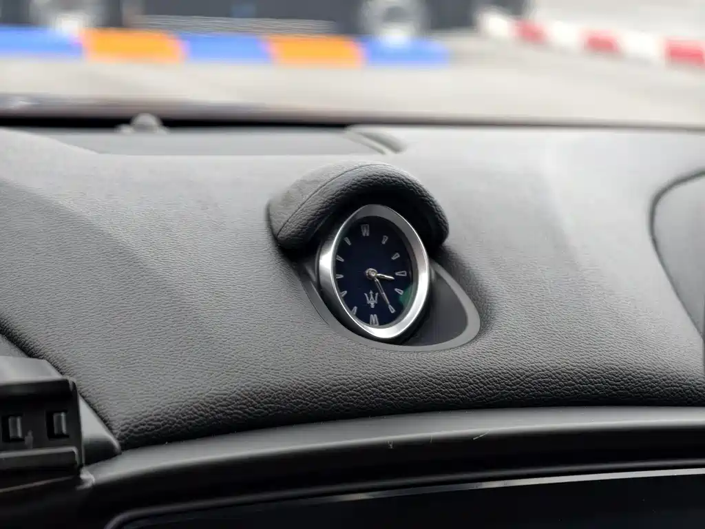 Maserati Ghibli — фото 9
