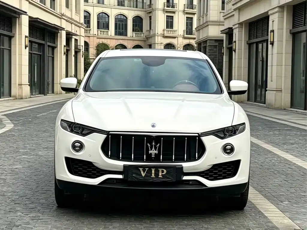Maserati Levante — фото 2