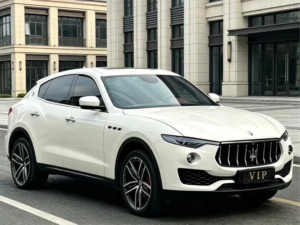 Maserati Levante — фото 3