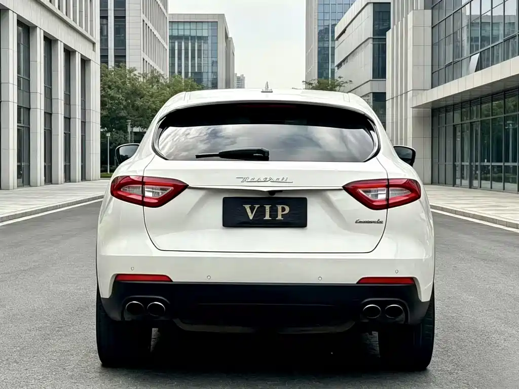 Maserati Levante — фото 8