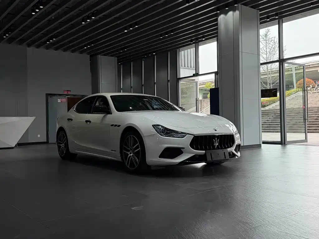 Maserati Ghibli — фото 3