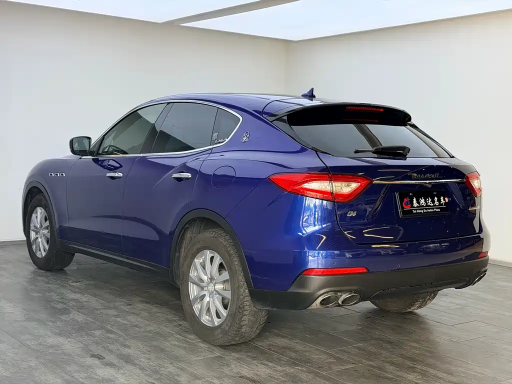 Maserati Levante — фото 5