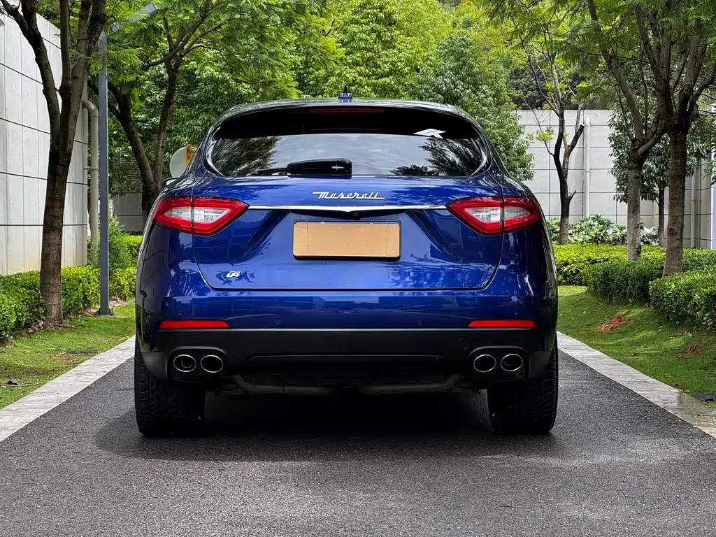 Maserati Levante — фото 9