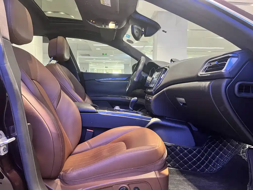 Maserati Ghibli — фото 6