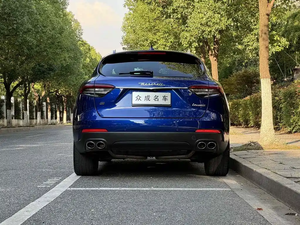 Maserati Levante — фото 4