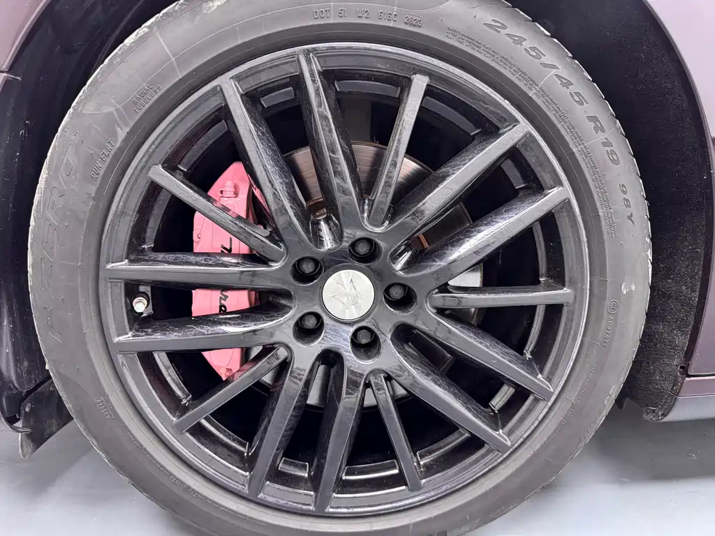 Maserati Ghibli — фото 6