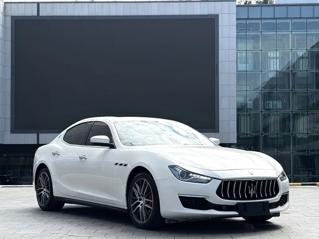 Maserati Ghibli — фото 3
