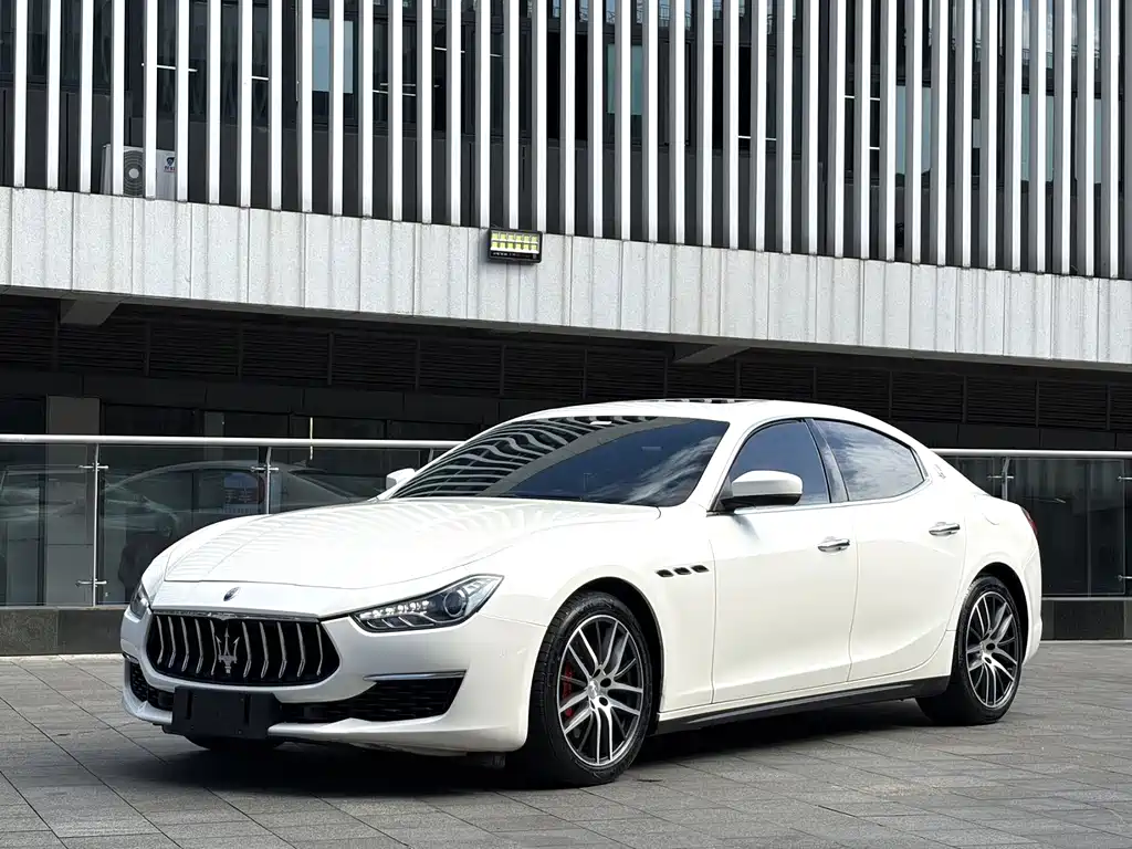 Maserati Ghibli