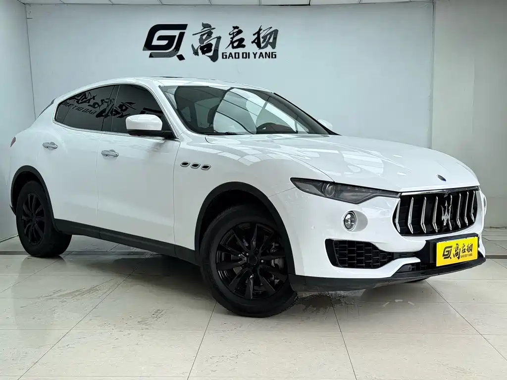 Maserati Levante — фото 3