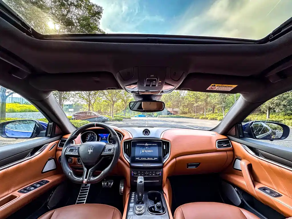 Maserati Ghibli — фото 6