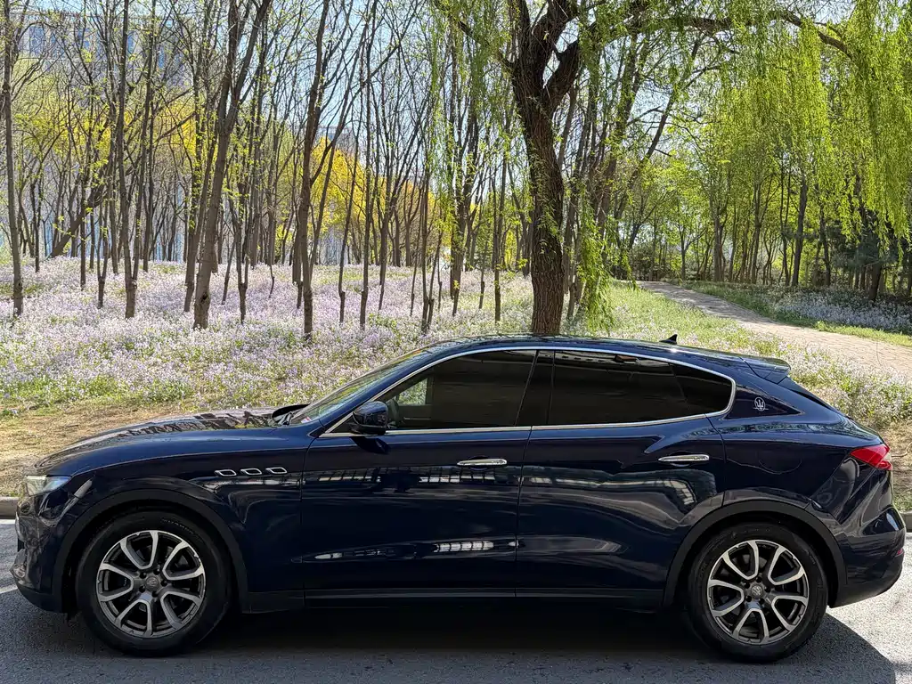Maserati Levante — фото 3