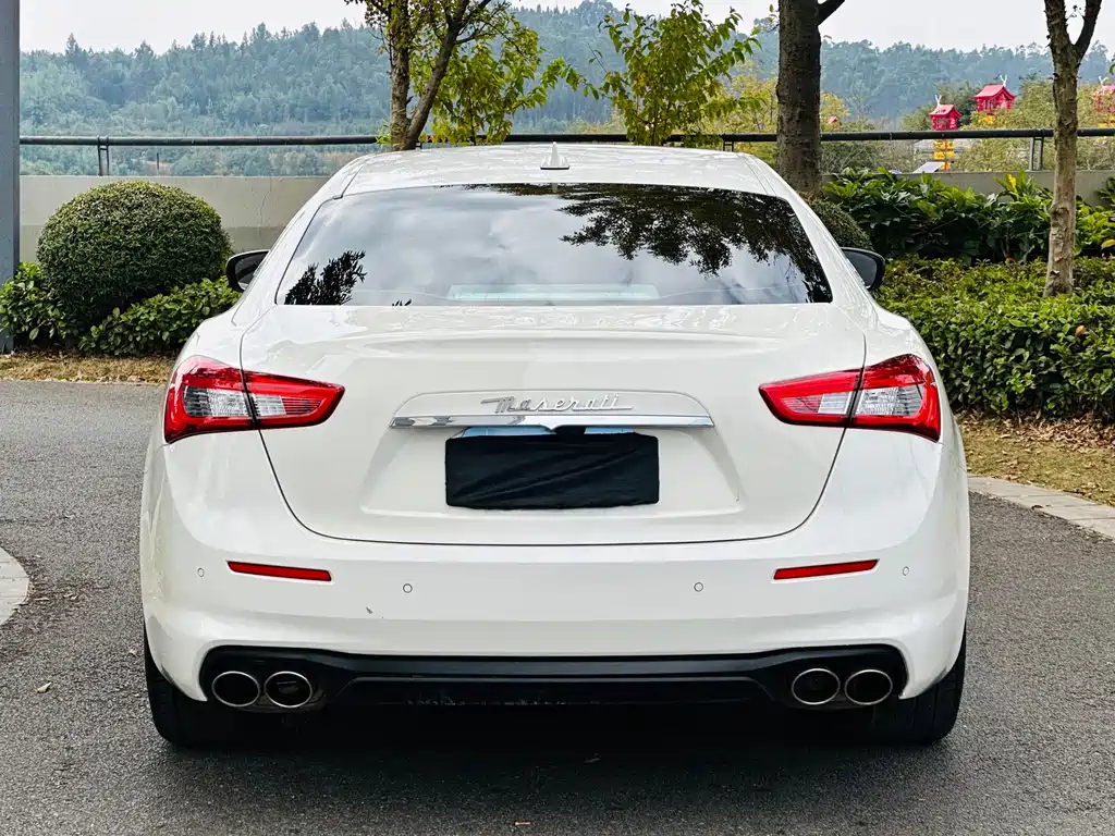 Maserati Ghibli — фото 11