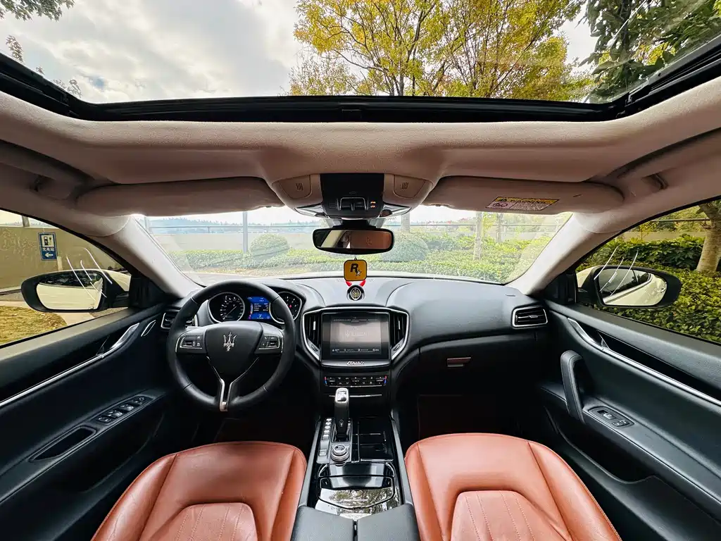 Maserati Ghibli — фото 4