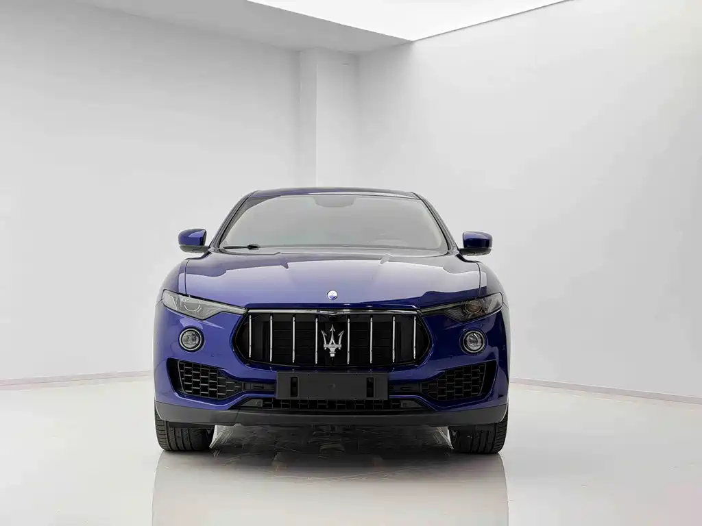 Maserati Levante — фото 2