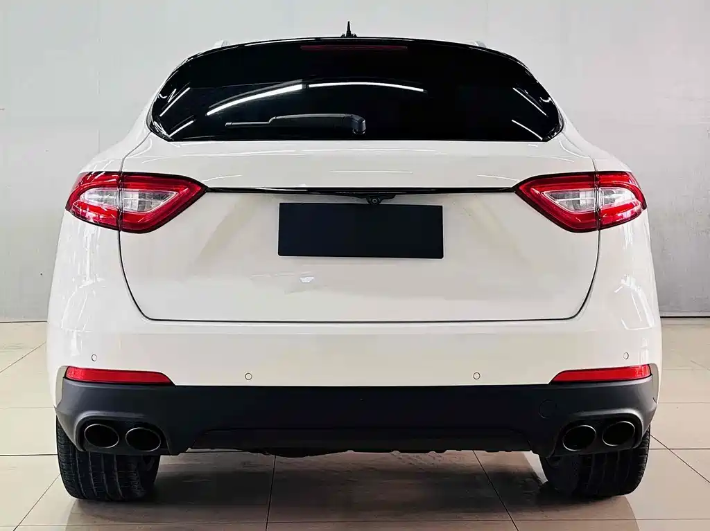 Maserati Levante — фото 8