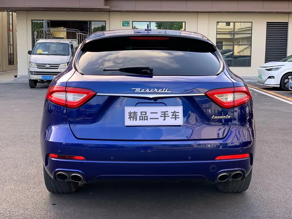 Maserati Levante — фото 5
