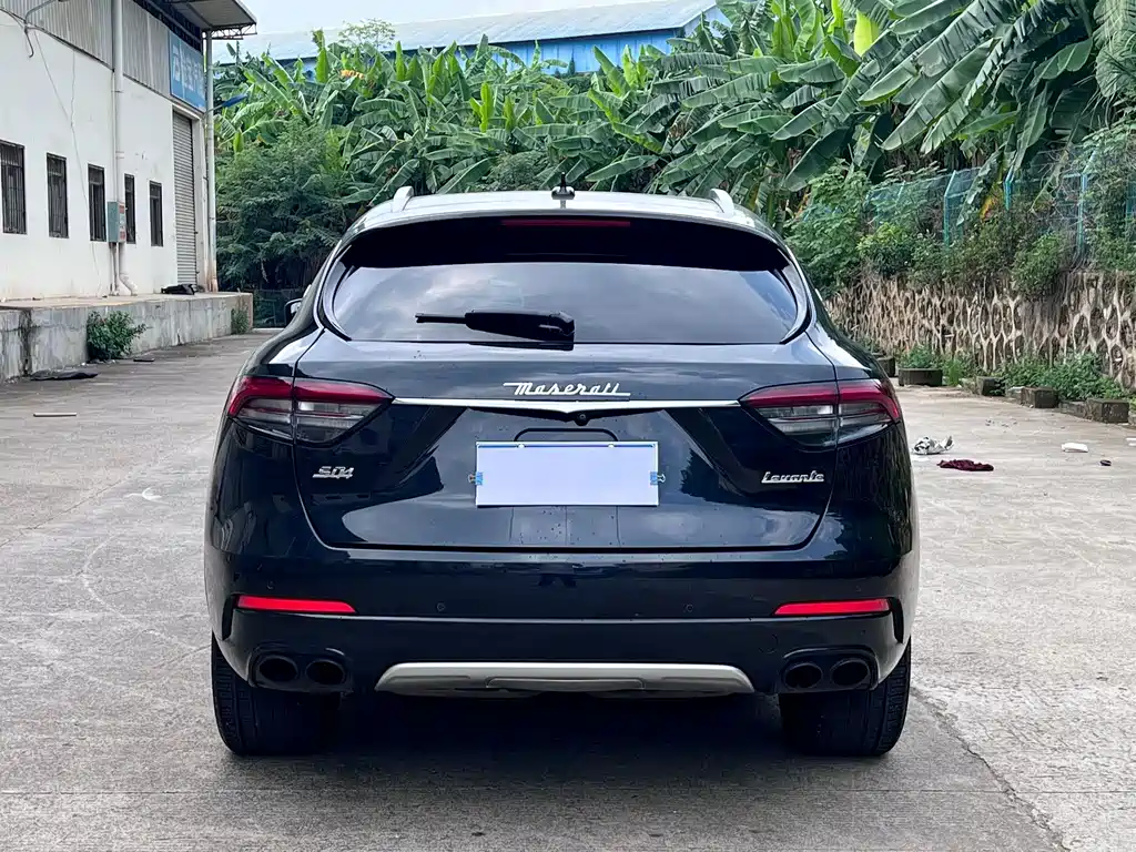 Maserati Levante — фото 5