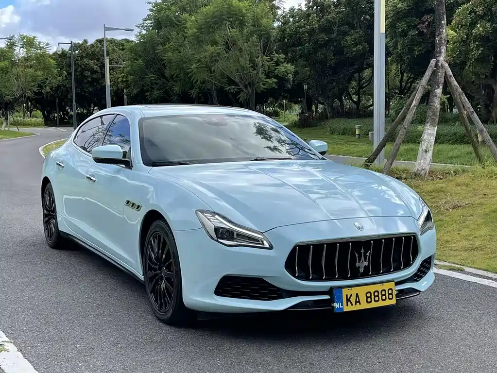 Maserati Quattroporte — фото 3
