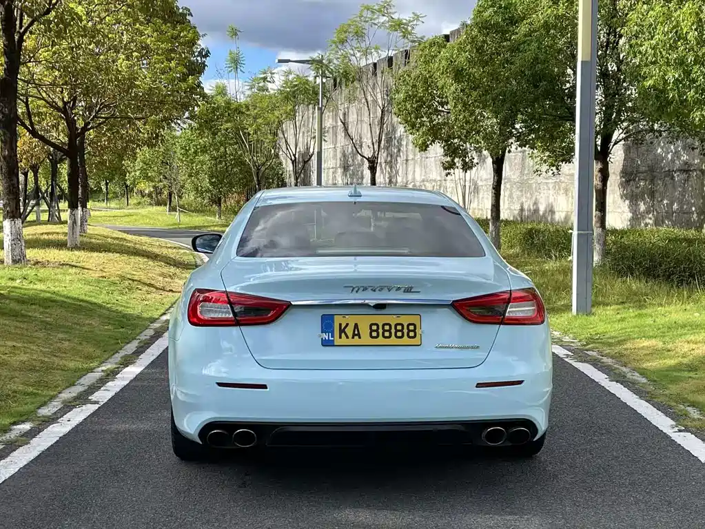 Maserati Quattroporte — фото 10