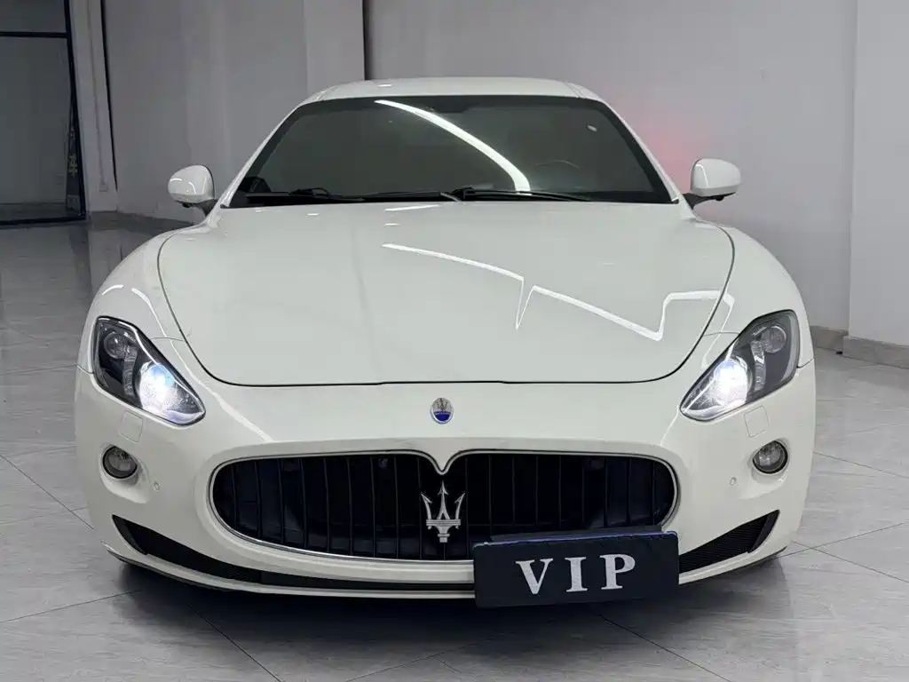 Maserati GranTurismo — фото 3