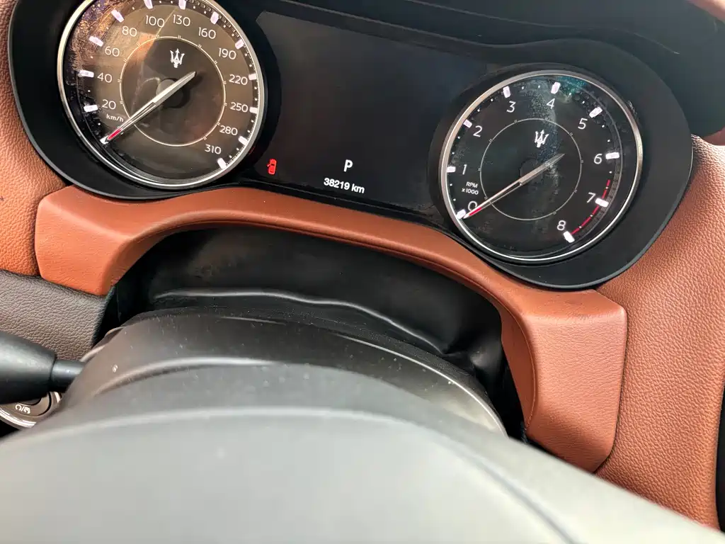 Maserati Ghibli — фото 8