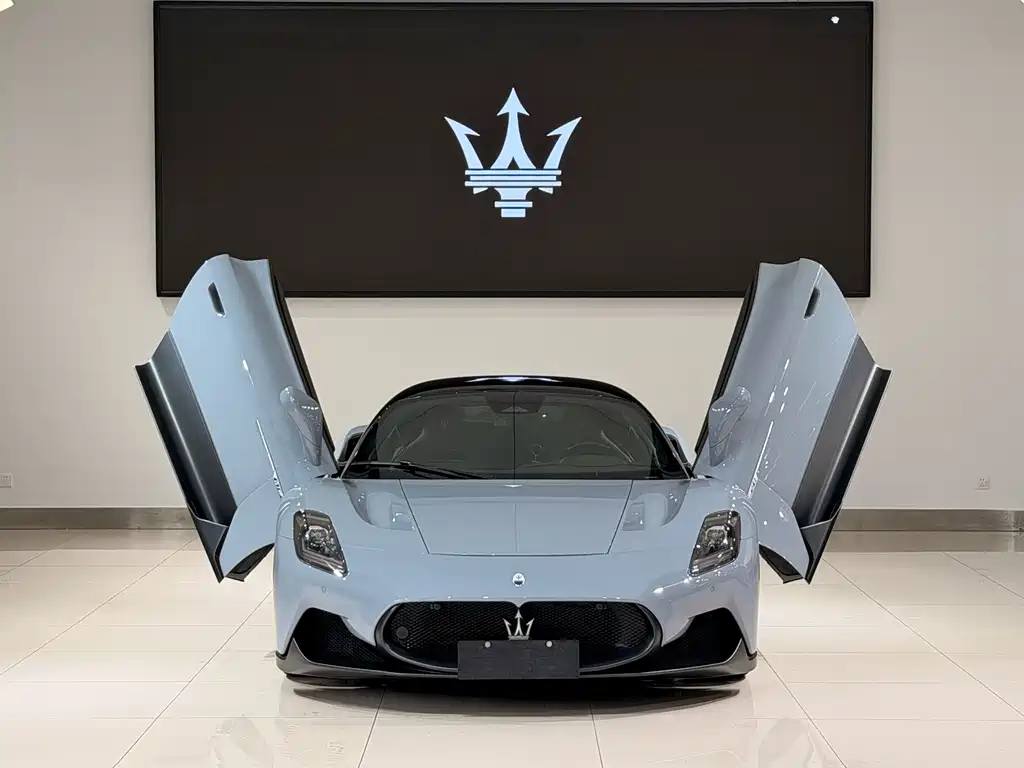 Maserati MC20 — фото 2